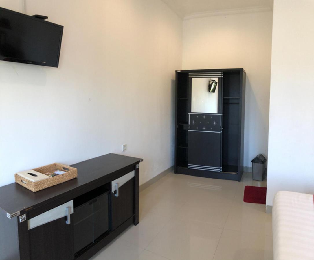 Reddoorz Plus Near Dreamland Beach Jimbaran  Exterior photo