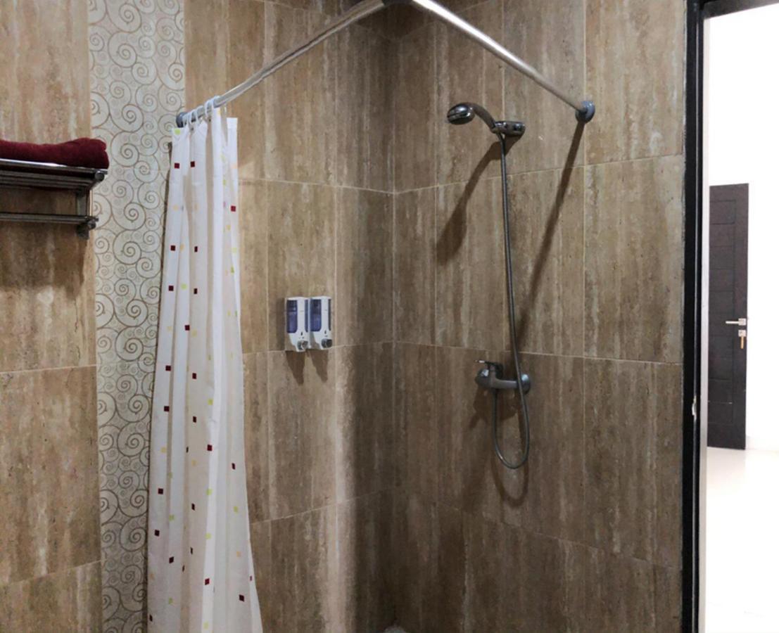 Reddoorz Plus Near Dreamland Beach Jimbaran  Exterior photo